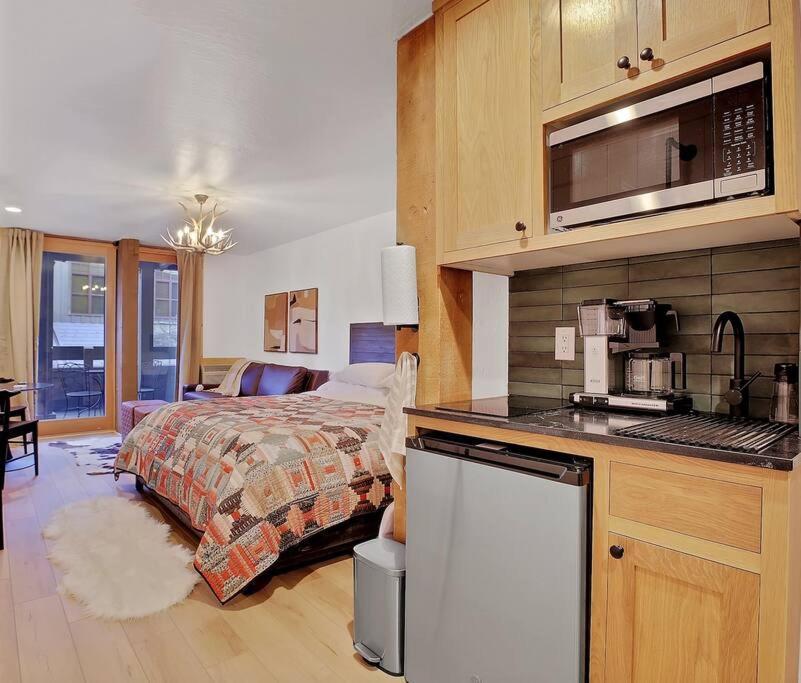 Slope Side Studio In Northstar Village! Truckee Esterno foto