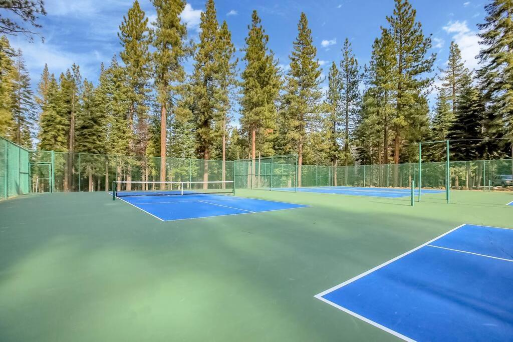 Slope Side Studio In Northstar Village! Truckee Esterno foto
